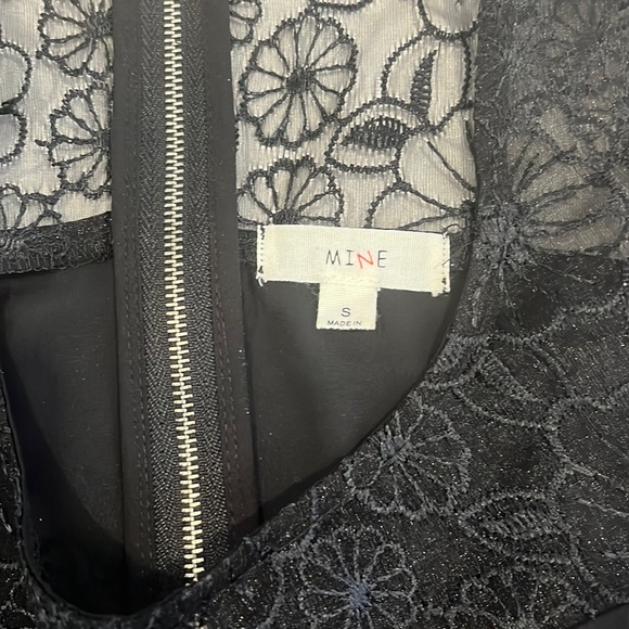 COPY MINE black top with lace - Picture 4 of 6